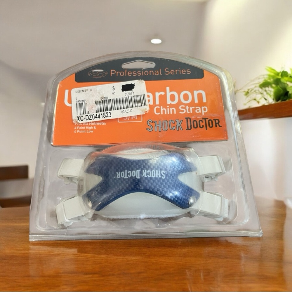 Shock Doctor Ultra Carbon Chin Strap Size S/M Professional Series #500-11-10 NEW
